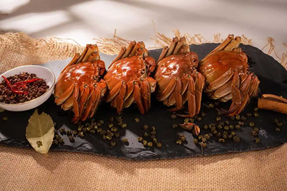 醉蟹日銷破萬盒？智能包裝機(jī)如何讓非遺美食逆襲高端生鮮賽道